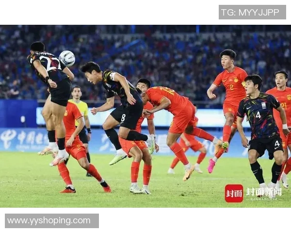中国与韩国足球比赛中爆发冲突引发热议双方球员为何会如此激烈对抗 中国与韩国足球比赛中爆发冲突引发热议双方球员为何会如此激烈对抗